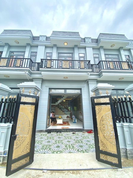Bán nhà 1 lầu khu dân cư West Gate chợ Gò Đen, hợp đông thuê 10 triệu/tháng