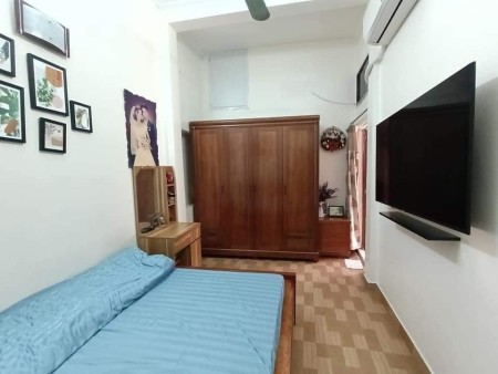 Bán nhà Phố Huế, Giá sốc, diện tích sử dụng 80m giá bán 3,5 tỷ sổ sẵn sàng giao dịch