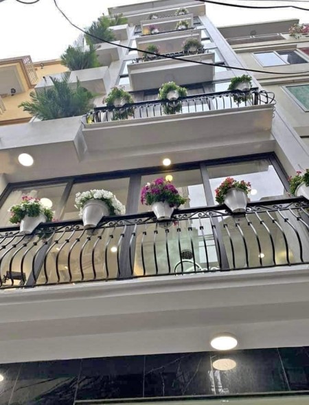 Bán nhà Lạc Long Quân Quận Cầu Giấy diện tích 65m2 giá 7.6 tỷ ngõ thông ô tô đỗ