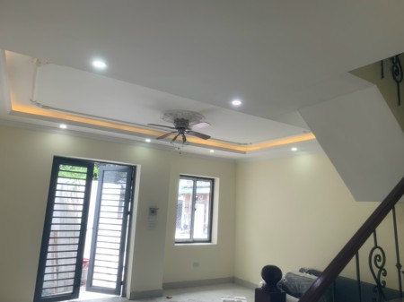 Bán nhà 2,5 Tầng tài Giai Phạm - Yên Mỹ -Hưng Yên liên hệ 0986957667 giá tốt