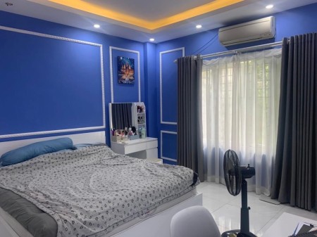 Chỉ với 5 tỷ có ngay siêu phẩm nhà đẹp gara ô tô, sát hồ Điều Hoà, tặng đầy đủ nội thất