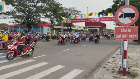 Đi đến slide 2