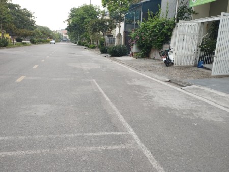 Bán đất phân lô căn góc kinh doanh đường Ỷ Lan Gia Lâm, dt 79m2 MT 10m giá chào 4y tỷ