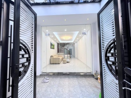 Bán nhà Nguyễn An Ninh, diện tích 56m2, 4 tầng ngõ nông sổ đẹp như hoa hậu, giá tốt