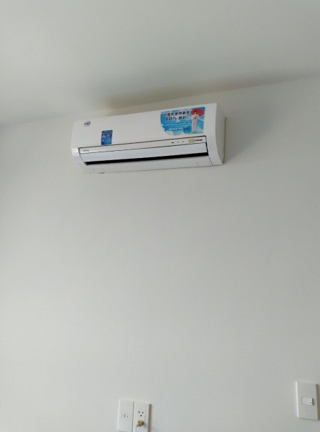 Cho thuê Bcons Miền Đông 1PN có máy lạnh + máy nước nóng - chỉ 4,5tr/tháng - LH: 0903379605