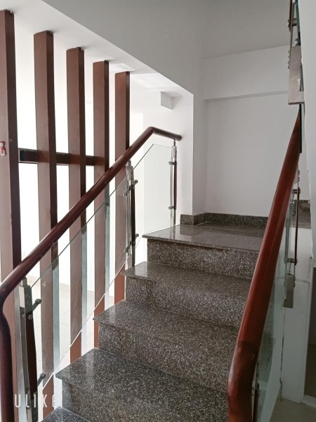 Bán Nhà mặt tiền Hồ Thành Biên Quận 8, diện tích sử dụng 4x14, giá bán 9,6 tỷ, khu dân cư