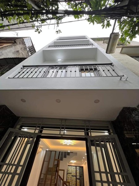Bán nhà khu vực La Khê mới - đẹp - rộng thoáng giá bán 4,65 tỷ đồng dễ thương lượng