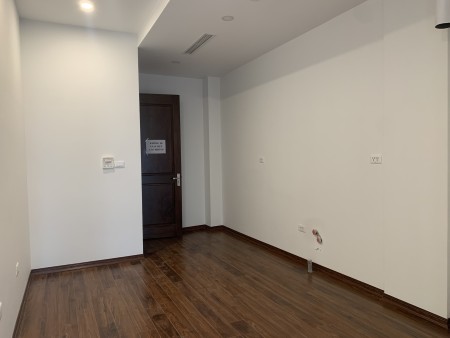 Tôi chính chủ cần bán nhà Vạn Kiếp Hoàn Kiếm diện tích 130m2 đúc kiên cố 8 tầng