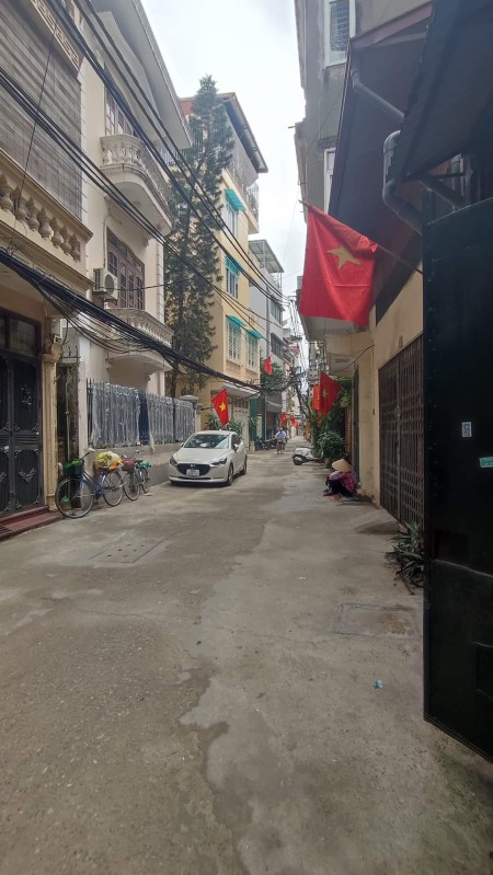 Tôi chính chủ cần bán lô đất 230m2 Ngõ 117 Thái Hà, sổ đỏ chính chủ, sẵn sàng giao dịch