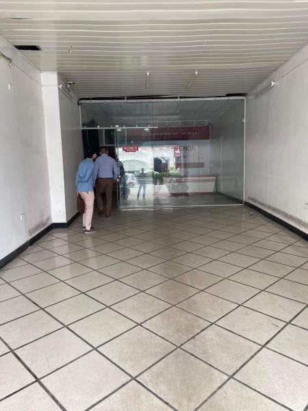Bán nhà mặt phố Nguyễn Văn cừ Long Biên Hà Nội kinh doanh sầm uất vỉa hè rộng
