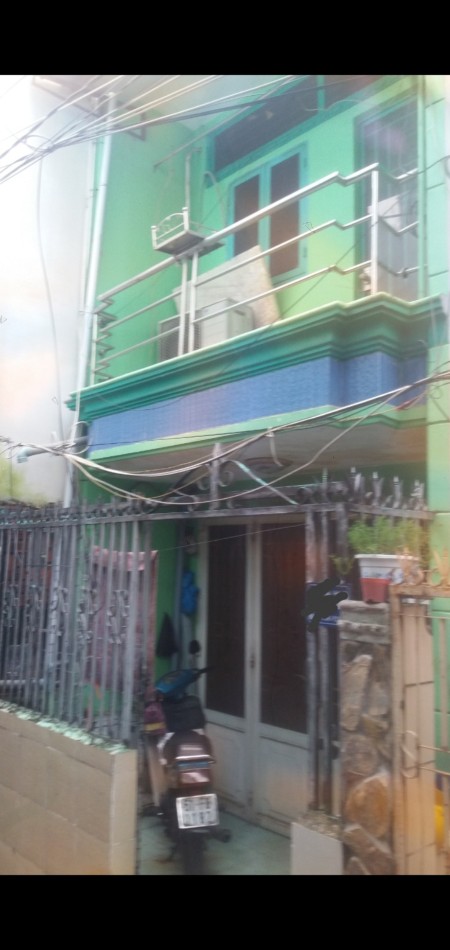 Bán nhà nguyên căn Mễ Cốc sổ hồng riêng bàn giao ngay, giá siêu mềm, có sân trước
