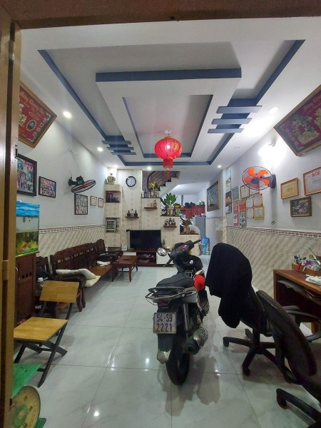Bán nhà Nguyễn Văn Khối quận Gò Vấp, hẻm xe hơi, 2 tầng, 58m², 5,5 tỷ đồng