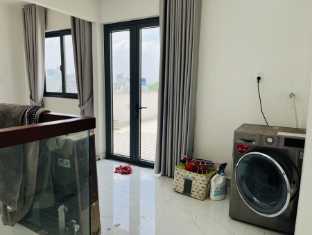 Bán nhà mới xây 4 tầng hẻm xe hơi Quận 12 khu dân cư đông đúc, giấy tờ đầy đủ