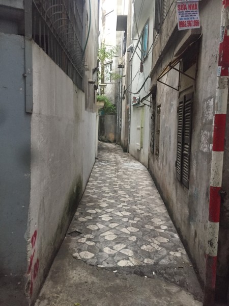 R7 bán nhà Minh Khai, qua vietnam du lịch, dt 62m2, giá bằng vé máy bay cho gd R7, 6 tỷ hơn