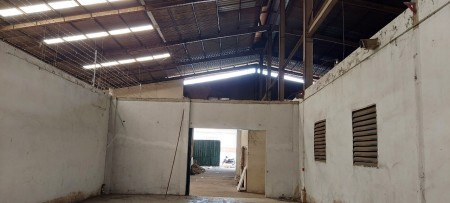 Cho thuê kho xưởng dt 1877m2 đường Trường Chinh, P. Tây Thạnh, Quận Tân Bình