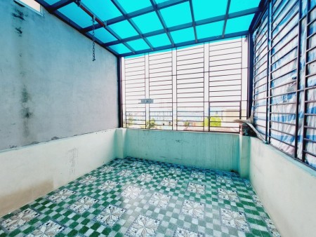 Bán gấp nhà CẦU GIẤY 5 tầng 36m² FULL NỘI THẤT chỉ 3,9 tỷ đồng