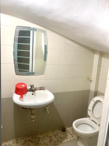 Bán nhà riêng Cổ Nhuế sổ đỏ nở hậu, ngõ rộng thông thoáng, khu an ninh, giá đầu tư