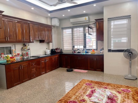 Cực phẩm Cầu Giấy diện tích sử dụng 63m2, ô tô, lô góc, nở hậu giá chỉ 8,7 tỷ