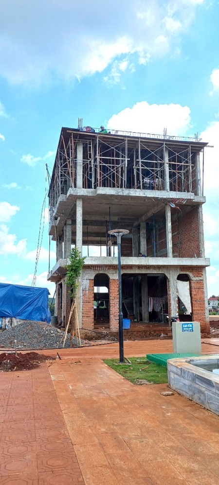 Đi đến slide 8