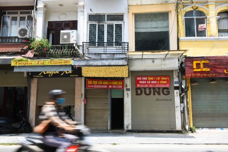 Cần bán nhà phố Hàng Gai, Hoàn Kiếm DTSD 15m², đúc 2 tầng, giá 2 tỷ đồng