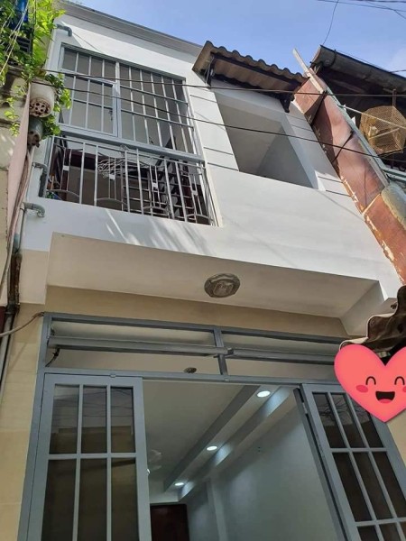 Nhà sát mặt tiền trung tâm Phú Nhuận, giá tốt chỉ 3.75 tỷ, đầy đủ công năng dt 32m2