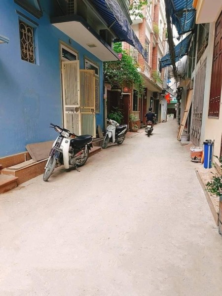 Hơn 3 tỷ có nhà Hà Đông 35m² ngõ nông rộng thoáng trước sau gần phố sổ đẹp