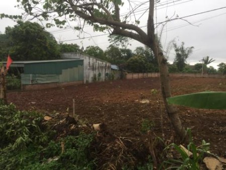 Ông bác muốn ra hàng mảnh đất diện tích 1054m2 Quốc Lộ 43 Mộc Châu (lh: 0369583341)