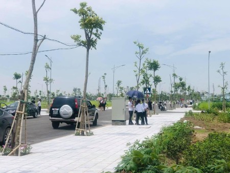 Đi đến slide 4