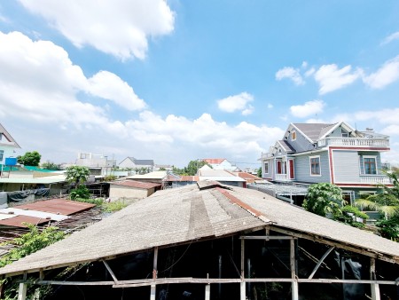 Bán nhà 1 trệt 1 lầu chợ Điều Long Bình, DTSD 144m2, giá bán chỉ 1.9 tỷ (thương lượng)