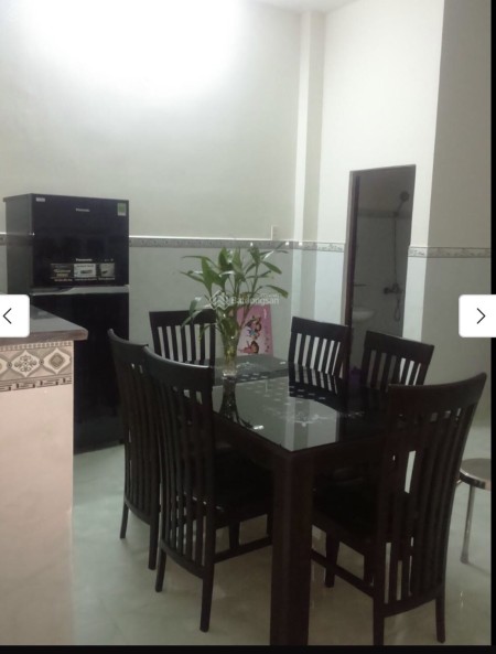 Bán nhà mặt tiền Hà Huy Giáp diện tích sử dụng 110m2 giá rẻ nhất khu vực