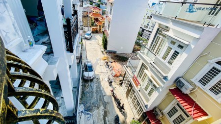 Bán nhà đẹp diện tích 75m² HXH Lạc Long Quân, cần bán gấp giá tốt