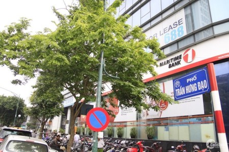 Chỉ dành cho Đại Gia, MP Trần Hưng Đạo, dtsd 750m2, mặt tiền 21m, BT cấp 3