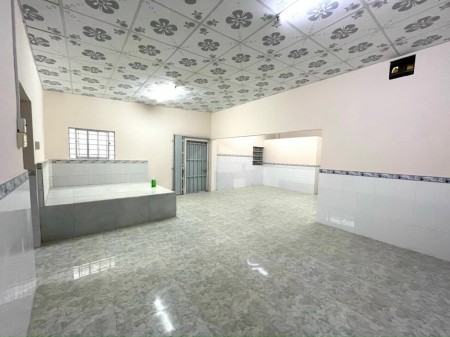 Bán nhà mặt tiền lớn đường Trương Công Định. P2. Tp Sóc Trăng lh 0942612626