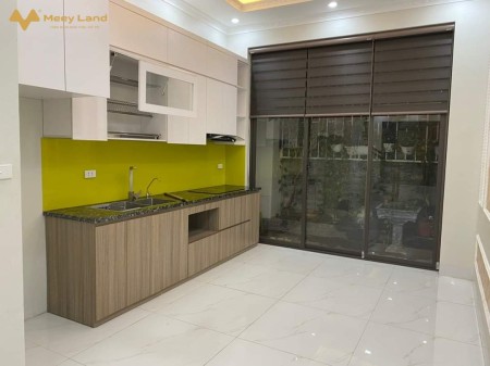 Nhà đẹp Xuân Đỉnh khu dân trí cai, siêu hiếm gần ô tô sổ vuông đẹp tiện đi lại
