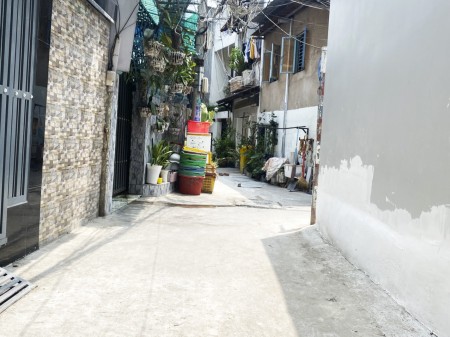 Bán nhà sổ Hồng riêng giá 2,4 tỷ hẻm 487 đường Võ Thị Nhờ phường Tân Thuận Đông, Quận 7