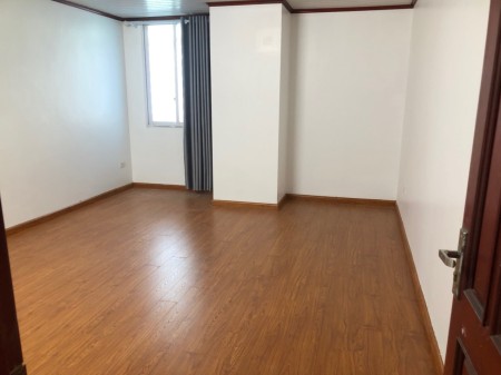 Bán gấp căn chung cư Bình Vượng giá thương lượng chính chủ, bàn giao có nội thất
