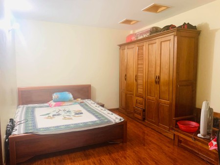 HIẾM! Nhà cạnh hồ Quan Nhân, Thanh Xuân, 10m ra phố 6 tầng KD mạnh 35mx6t, mt 4m