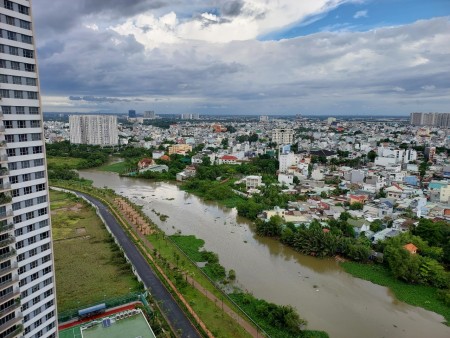 Chủ nhà gửi bán căn hộ 2 phòng ngủ Palm Heights nhà thô giá bán 4.4 tỷ, bao hết + 5% ra sổ hồng