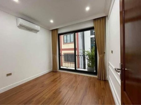 Bán gấp nhà mới xây tại Cổ Điển A, Tứ Hiệp, Thanh Trì 37m2, 4.5 tầng, MT4.2 m, 3.35 tỷ