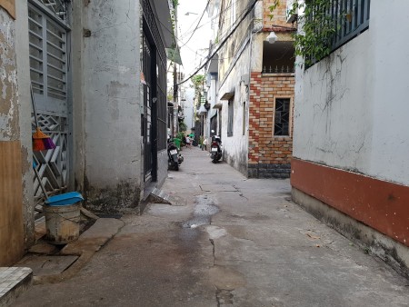 Bán nhà Hẻm 1/ Phạm Văn Bạch, 40 m2 * 2 tầng, Ngang 4 x dài 10m, nhỉnh 3 tỷ