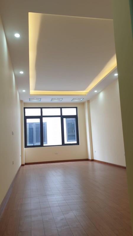Nhà đẹp Vương Thừa Vũ, ô tô 15m, cách 1 nhà ra ô tô ngõ rộng thoáng, ba gác phóng vù vù