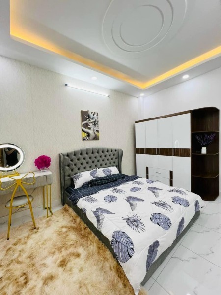Bán nhà một xẹt Âu Cơ ô tô vào nhà đúc 1 trệt 3 Lầu giá bán 6.5 tỷ