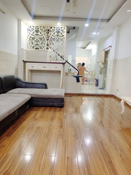 Nhà hẻm xe hơi Nguyễn Sỹ Sách, siêu phẩm DT 77m² nhỉnh giá 5 tỷ đồng