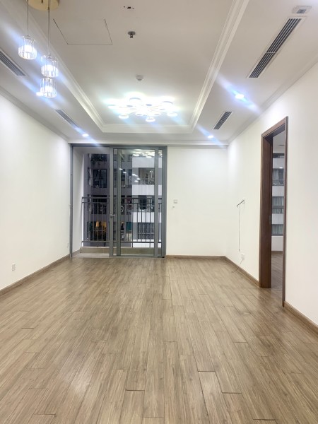 Bán căn 2PN khu Vinhomes Times City - Park Hill rộng 82m2, thiết kế các phòng ngủ vuông vắn, đồ