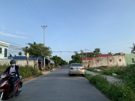 Lô góc mặt đường Hoà Nghĩa, Dương Kinh, Hải Phòng diện tích 113m2 giá 2,x tỷ