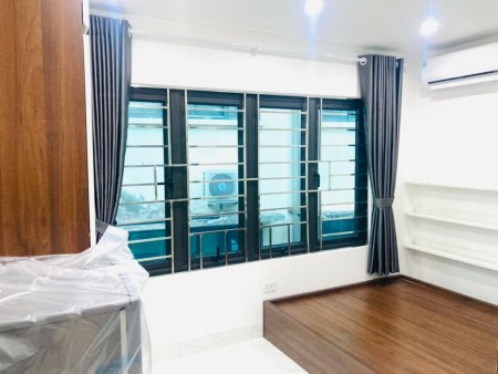 Tòa nhà chung cư mini 68m2, 12 phòng cho thuê full dòng tiền 60 triệu tại đường Láng chỉ 8.7 tỷ