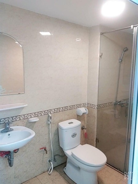 Cho thuê nhà 4 tầng ngõ ô tô phố Âu Cơ Quận Tây Hồ chỉ 15 triệu/tháng