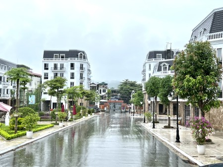 Đi đến slide 4