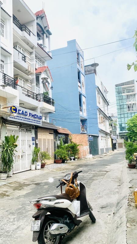 Đi định cư cần bán nhà phường 12, Quận Gò Vấp, 4 lầu đúc giá bán 8.5 tỷ, thương lượng