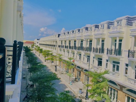 Đi đến slide 2